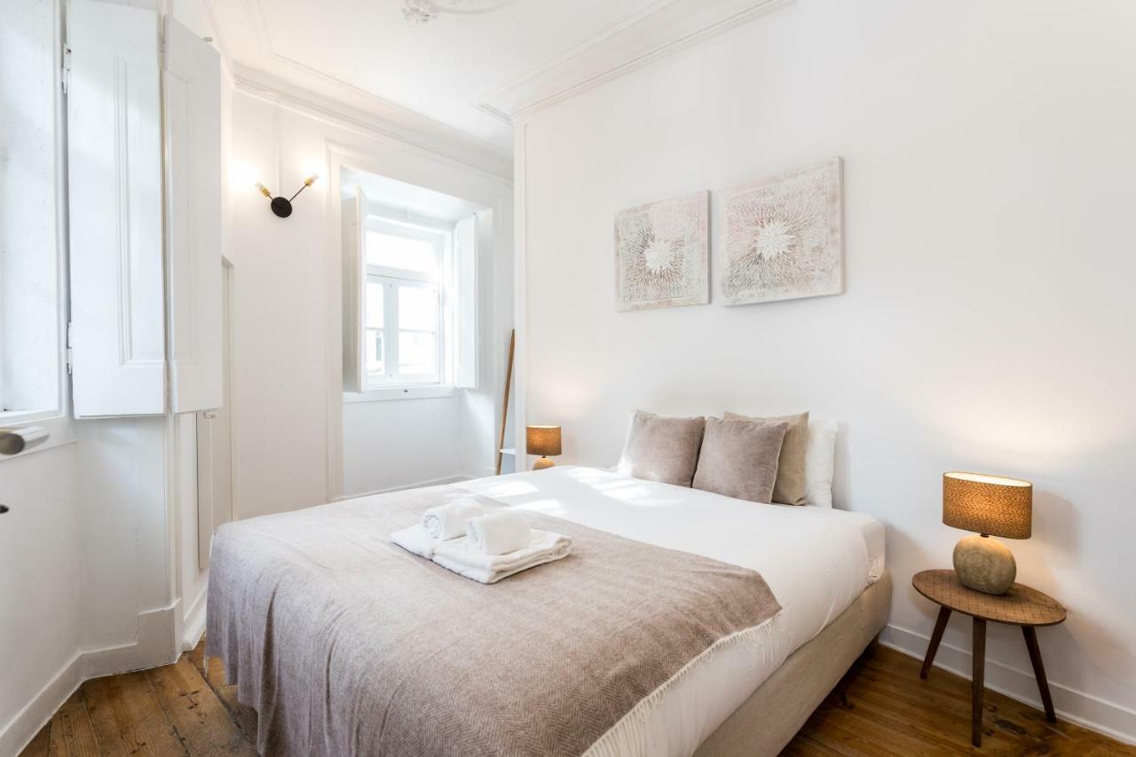Alfama Tale Four-Bedroom Apartment W/ River View - By Lu Holidays Lisboa Εξωτερικό φωτογραφία