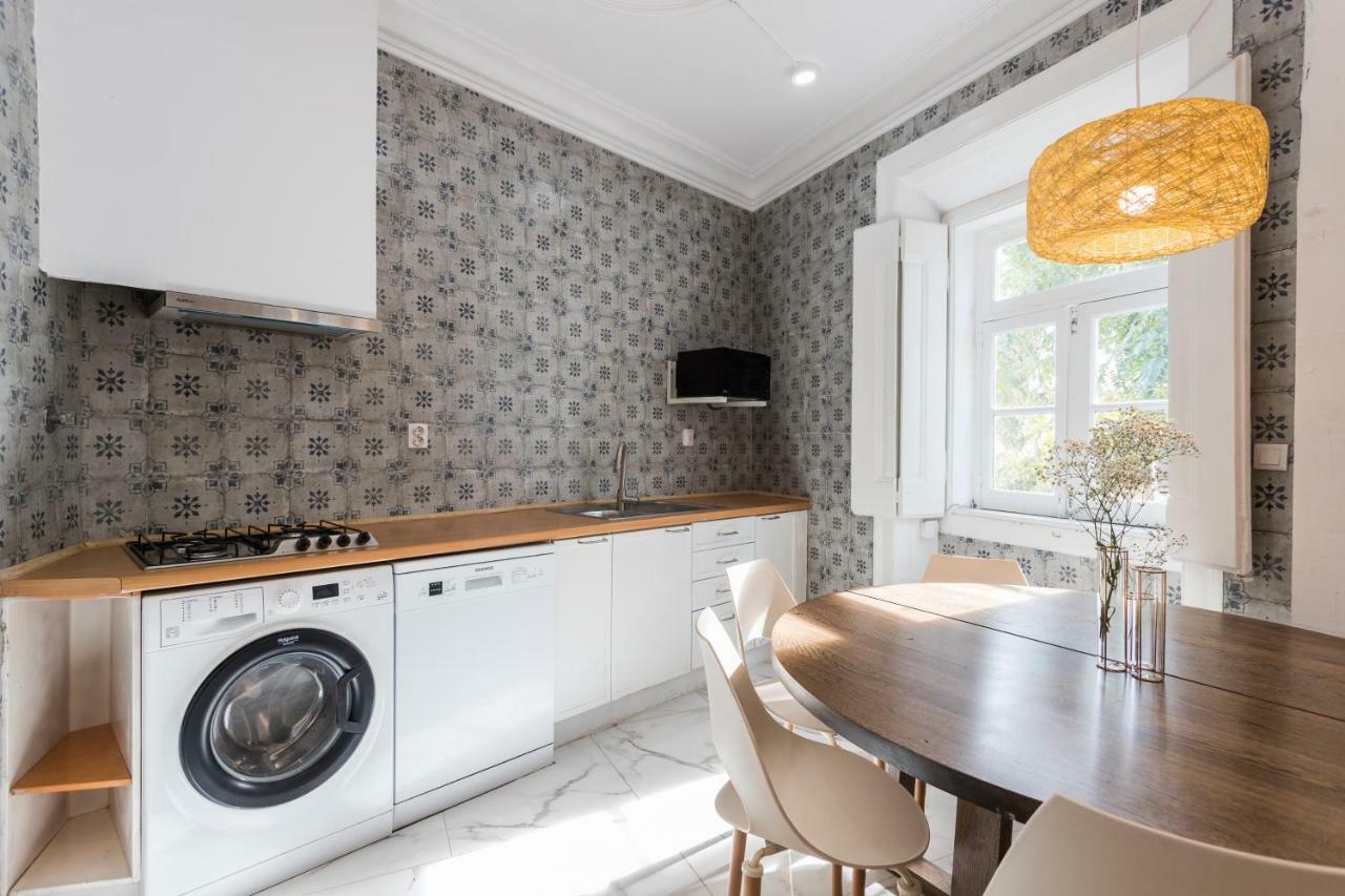 Alfama Tale Four-Bedroom Apartment W/ River View - By Lu Holidays Lisboa Εξωτερικό φωτογραφία