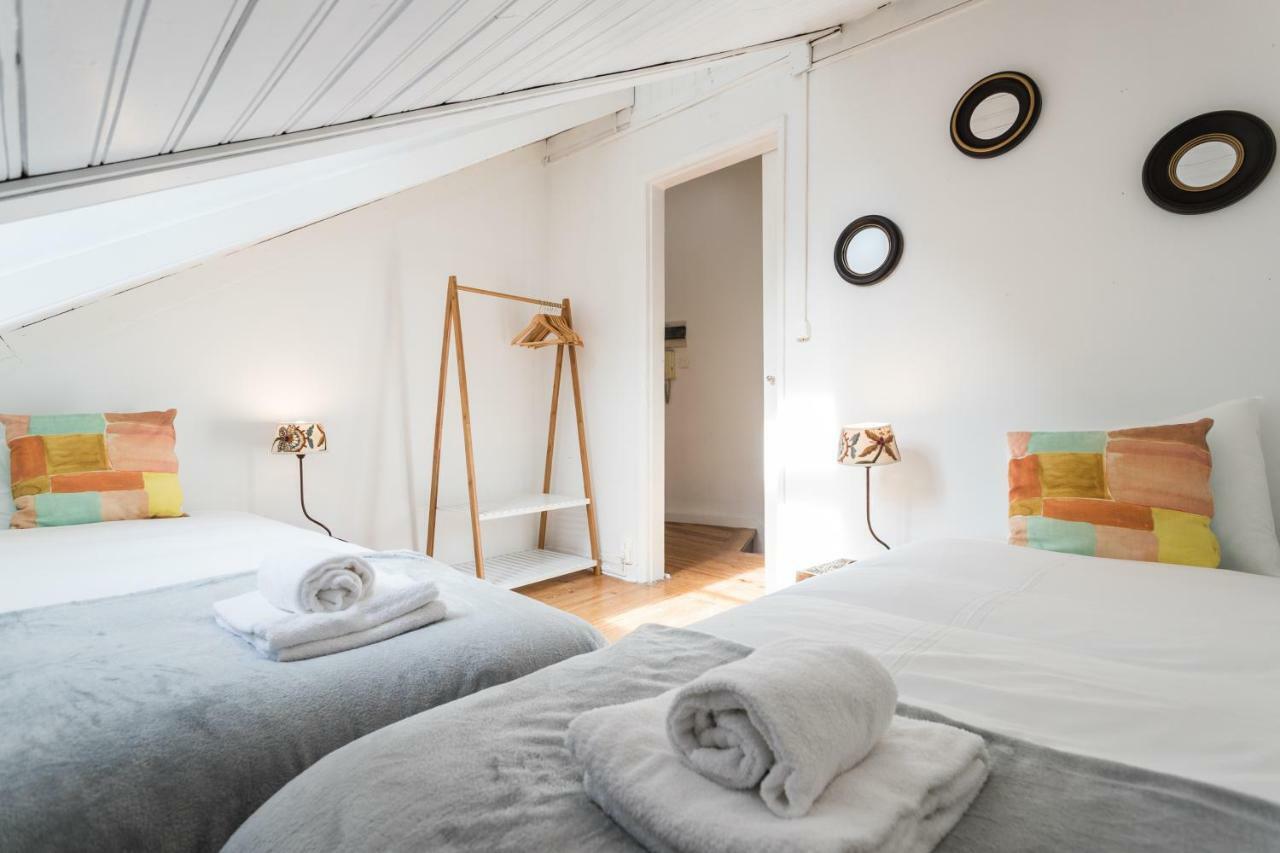 Alfama Tale Four-Bedroom Apartment W/ River View - By Lu Holidays Lisboa Εξωτερικό φωτογραφία